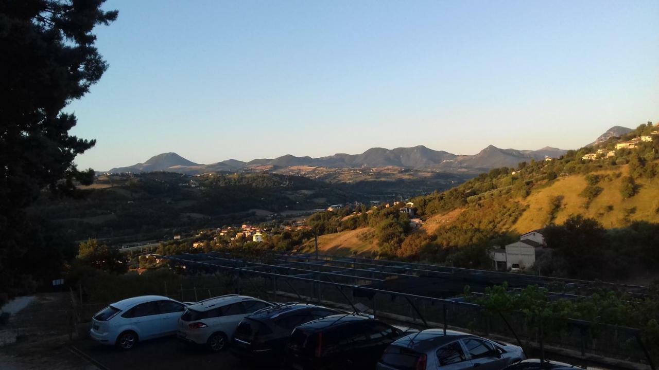 Camping Agriturist Sant'Anna Castelplanio ภายนอก รูปภาพ
